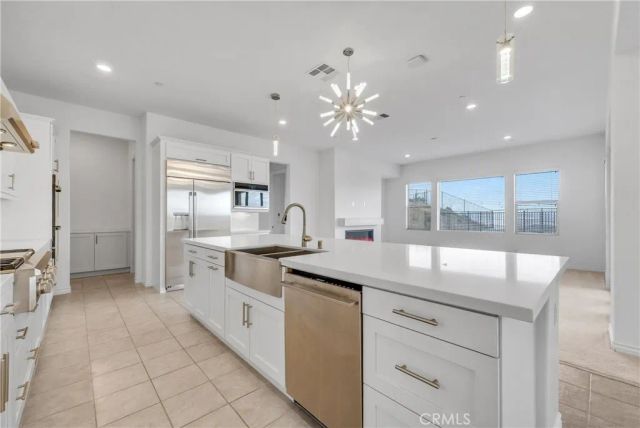 2575 Sierra Bella, Corona, CA 92882