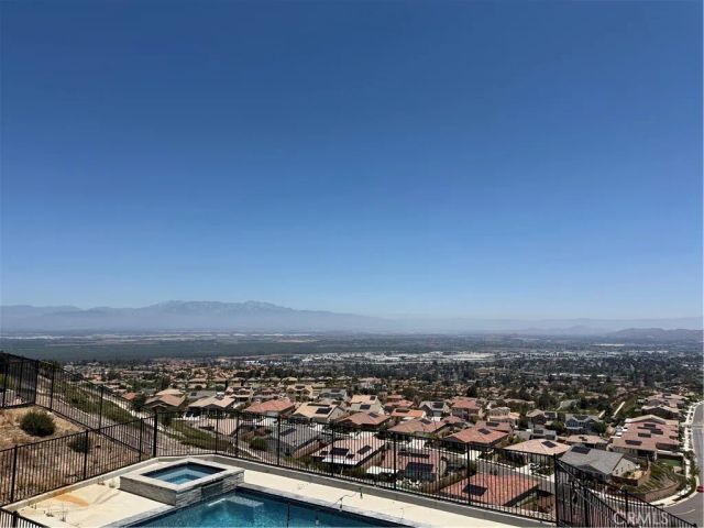 2575 Sierra Bella, Corona, CA 92882