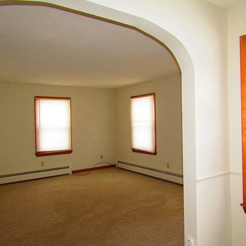 71 Chestnut Street, Hatfield, MA 01038