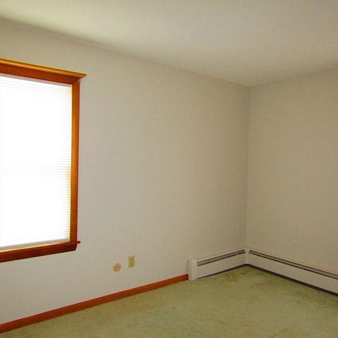 71 Chestnut Street, Hatfield, MA 01038
