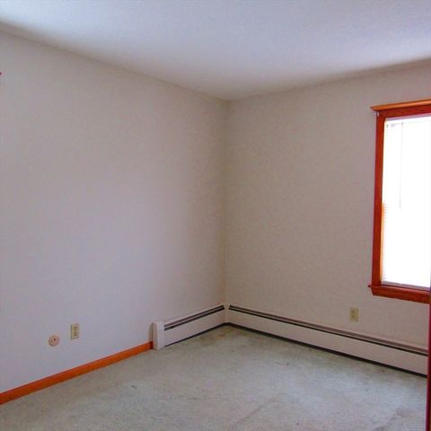 71 Chestnut Street, Hatfield, MA 01038