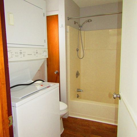71 Chestnut Street, Hatfield, MA 01038