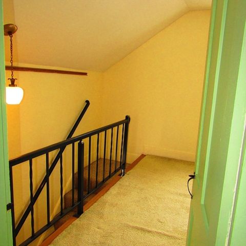 71 Chestnut Street, Hatfield, MA 01038