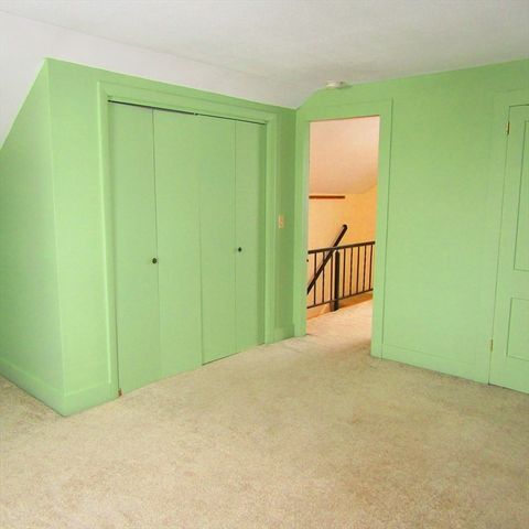 71 Chestnut Street, Hatfield, MA 01038