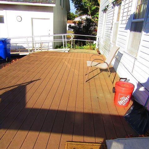 71 Chestnut Street, Hatfield, MA 01038
