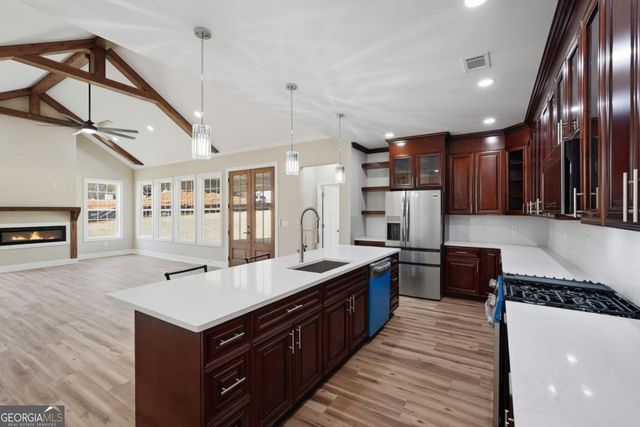 2322 Rockbridge Road SW, Stone Mountain, GA 30087