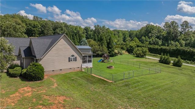 3146 Clear Ridge Drive, Trinity, NC 27370