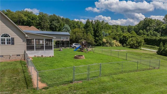 3146 Clear Ridge Drive, Trinity, NC 27370