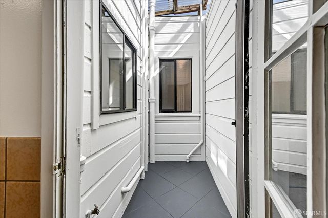 1718 22nd Avenue, San Francisco, CA 94122