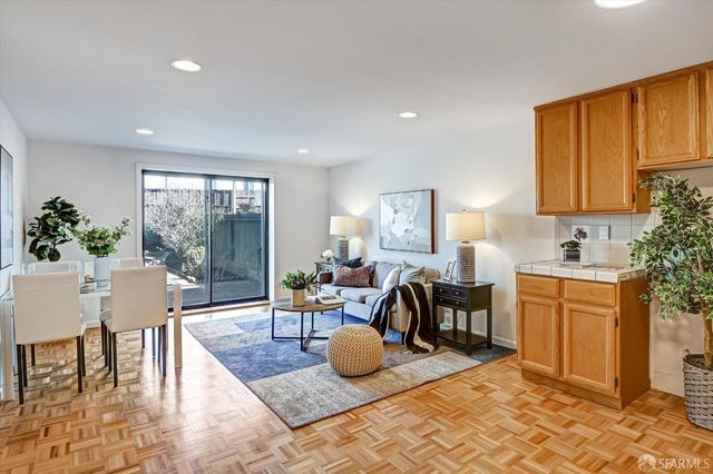 1718 22nd Avenue, San Francisco, CA 94122