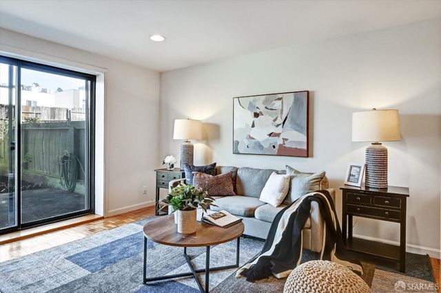 1718 22nd Avenue, San Francisco, CA 94122