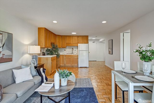 1718 22nd Avenue, San Francisco, CA 94122