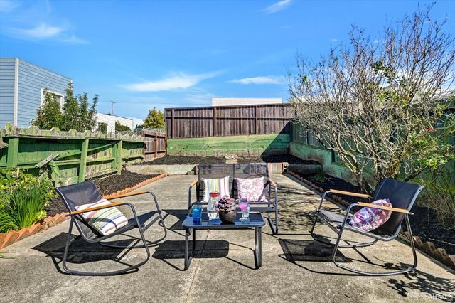 1718 22nd Avenue, San Francisco, CA 94122