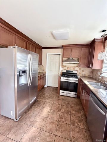 29355 Westbrook Avenue, Warren, MI 48092