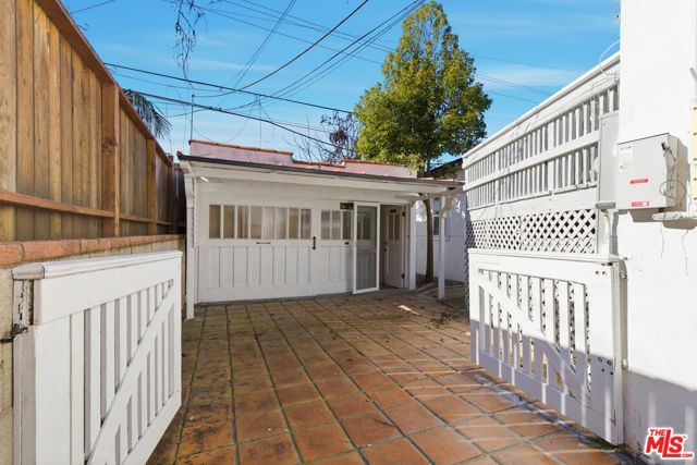 3652 Brunswick Avenue, Los Angeles, CA 90039