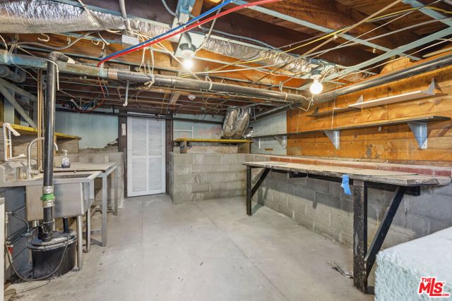 3652 Brunswick Avenue, Los Angeles, CA 90039