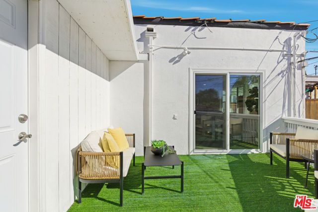 3652 Brunswick Avenue, Los Angeles, CA 90039