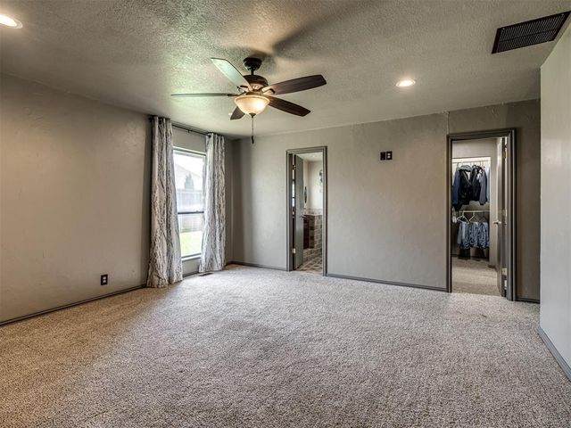 2012 Yellowstone Drive, Yukon, OK 73099