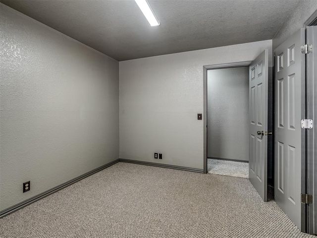 2012 Yellowstone Drive, Yukon, OK 73099