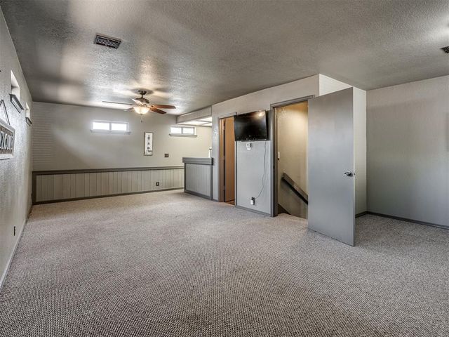 2012 Yellowstone Drive, Yukon, OK 73099