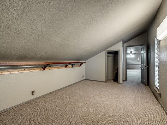 2012 Yellowstone Drive, Yukon, OK 73099