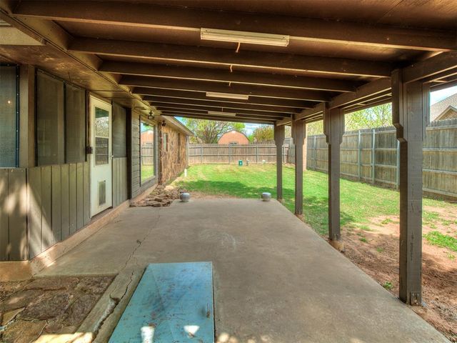 2012 Yellowstone Drive, Yukon, OK 73099