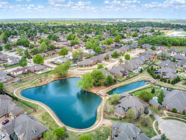 2012 Yellowstone Drive, Yukon, OK 73099