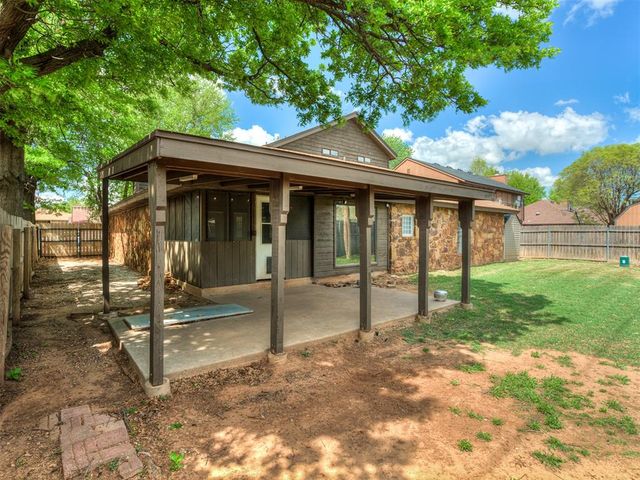 2012 Yellowstone Drive, Yukon, OK 73099
