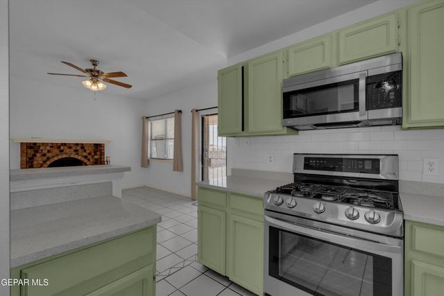 7741 Waterhouse Drive, El Paso, TX 79912