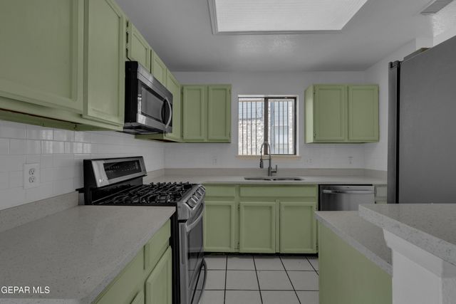 7741 Waterhouse Drive, El Paso, TX 79912