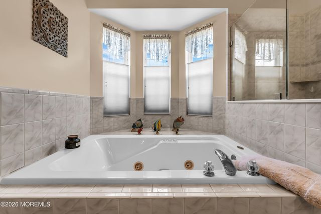 12 Charles Court, Ocean Twp, NJ 07712