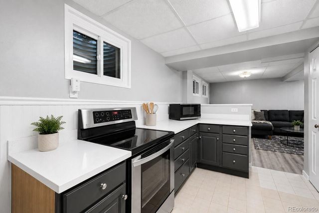 1821 S Yank Court, Lakewood, CO 80228