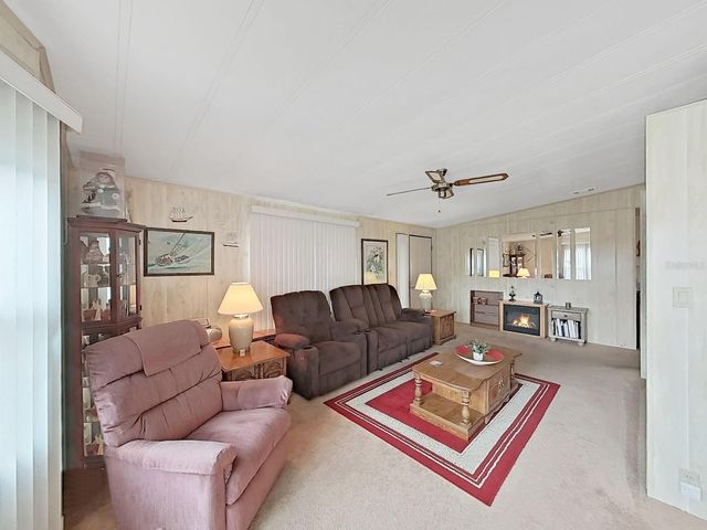 4966 DEERWOOD DR, Lakeland, FL 33810