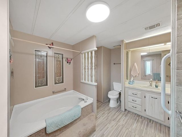 4966 DEERWOOD DR, Lakeland, FL 33810