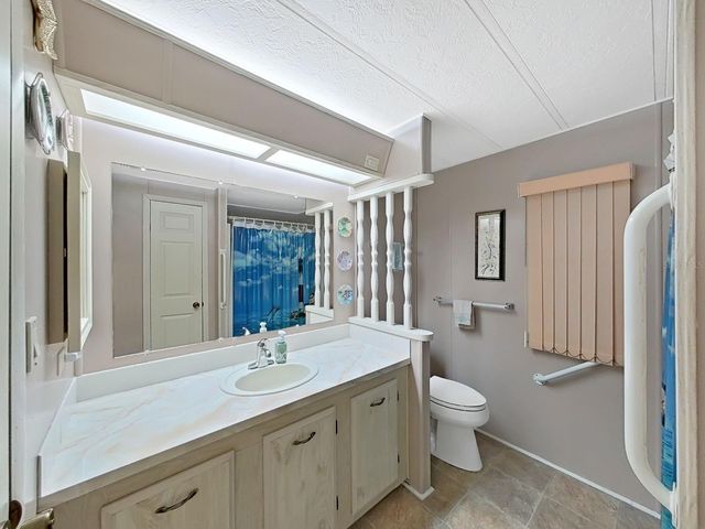 4966 DEERWOOD DR, Lakeland, FL 33810