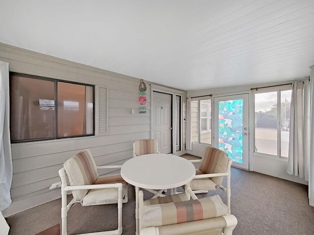 4966 DEERWOOD DR, Lakeland, FL 33810