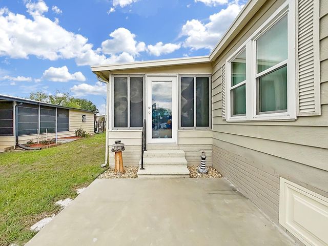 4966 DEERWOOD DR, Lakeland, FL 33810