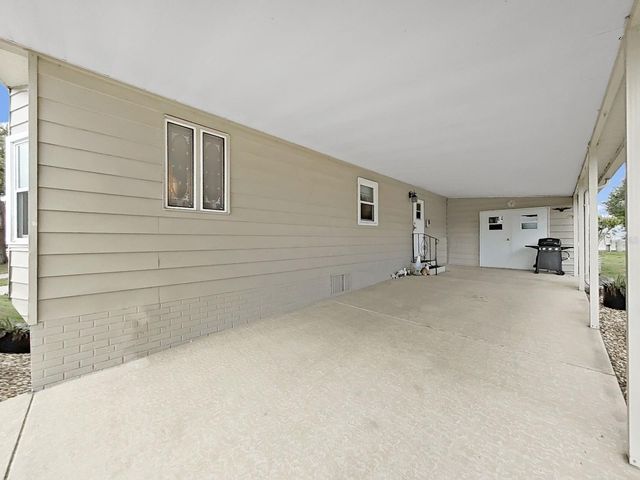 4966 DEERWOOD DR, Lakeland, FL 33810