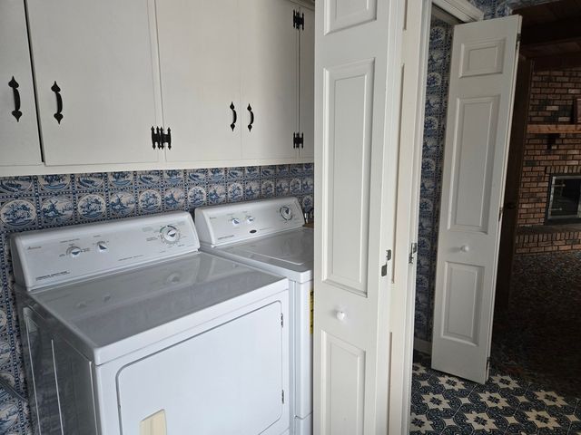 1663 E Rietveld Drive, Crete, IL 60417