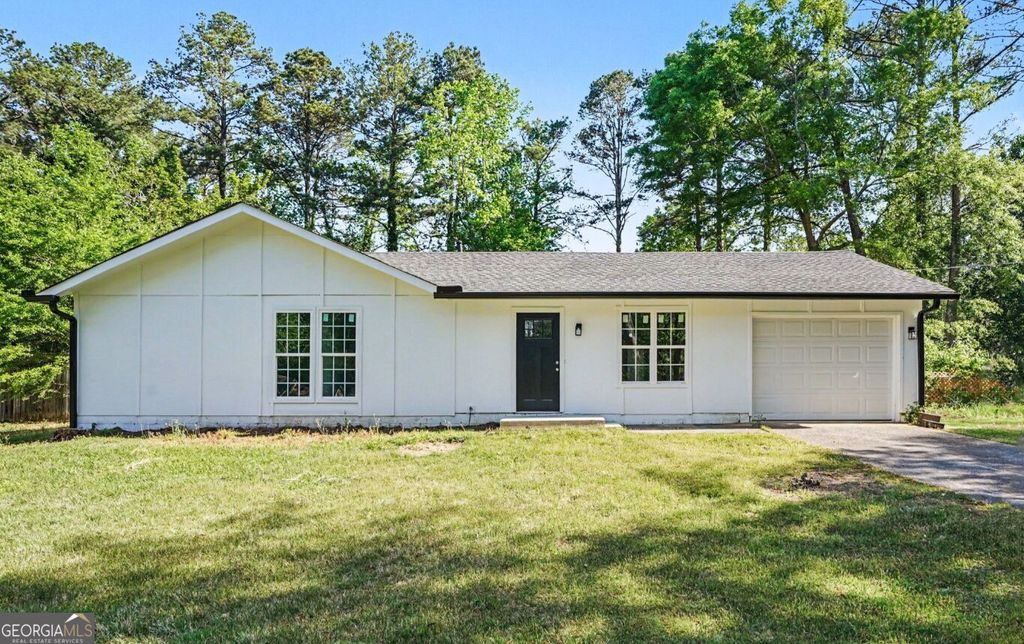 8984 Bentwood Lane, Riverdale, GA 30274 — exterior