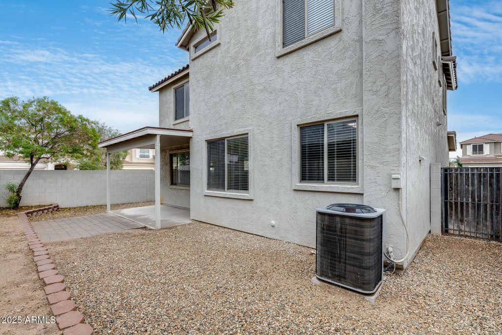 17602 W MANDALAY Lane, Surprise, AZ 85388 — photo 5