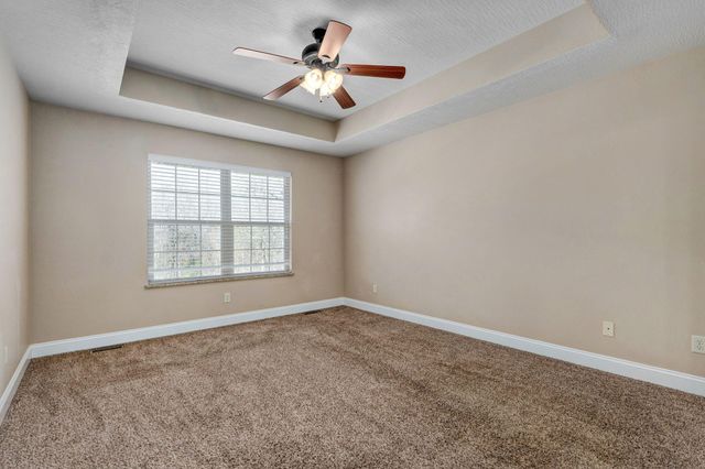 4625 Silo Hills Drive, Springfield, MO 65802