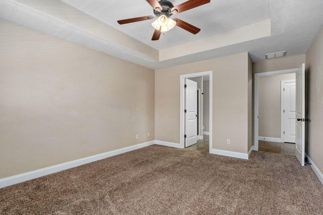 4625 Silo Hills Drive, Springfield, MO 65802