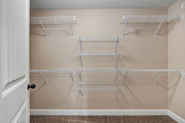 4625 Silo Hills Drive, Springfield, MO 65802