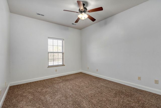 4625 Silo Hills Drive, Springfield, MO 65802