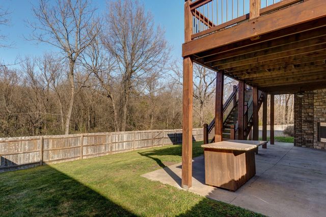 4625 Silo Hills Drive, Springfield, MO 65802