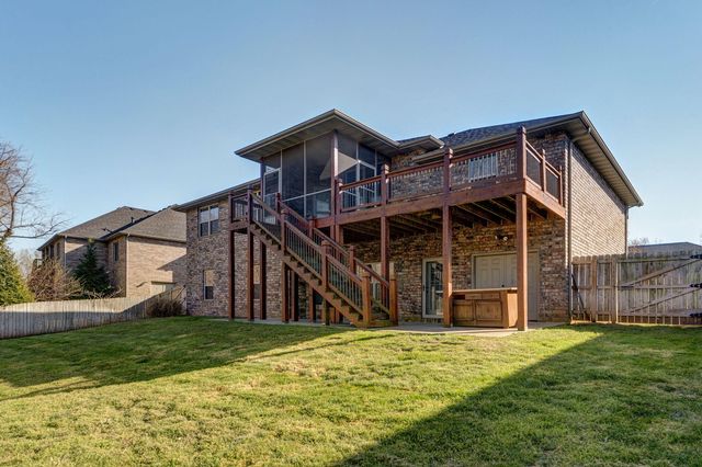 4625 Silo Hills Drive, Springfield, MO 65802