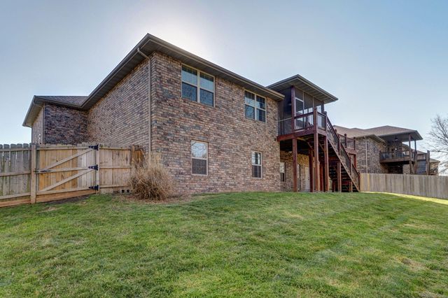 4625 Silo Hills Drive, Springfield, MO 65802
