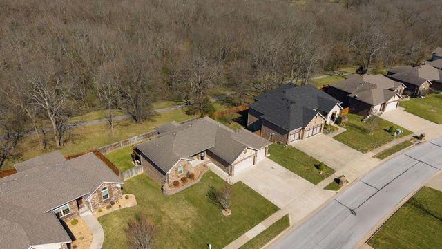 4625 Silo Hills Drive, Springfield, MO 65802