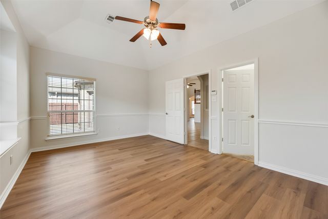 1438 Wellesley Drive, Lewisville, TX 75067